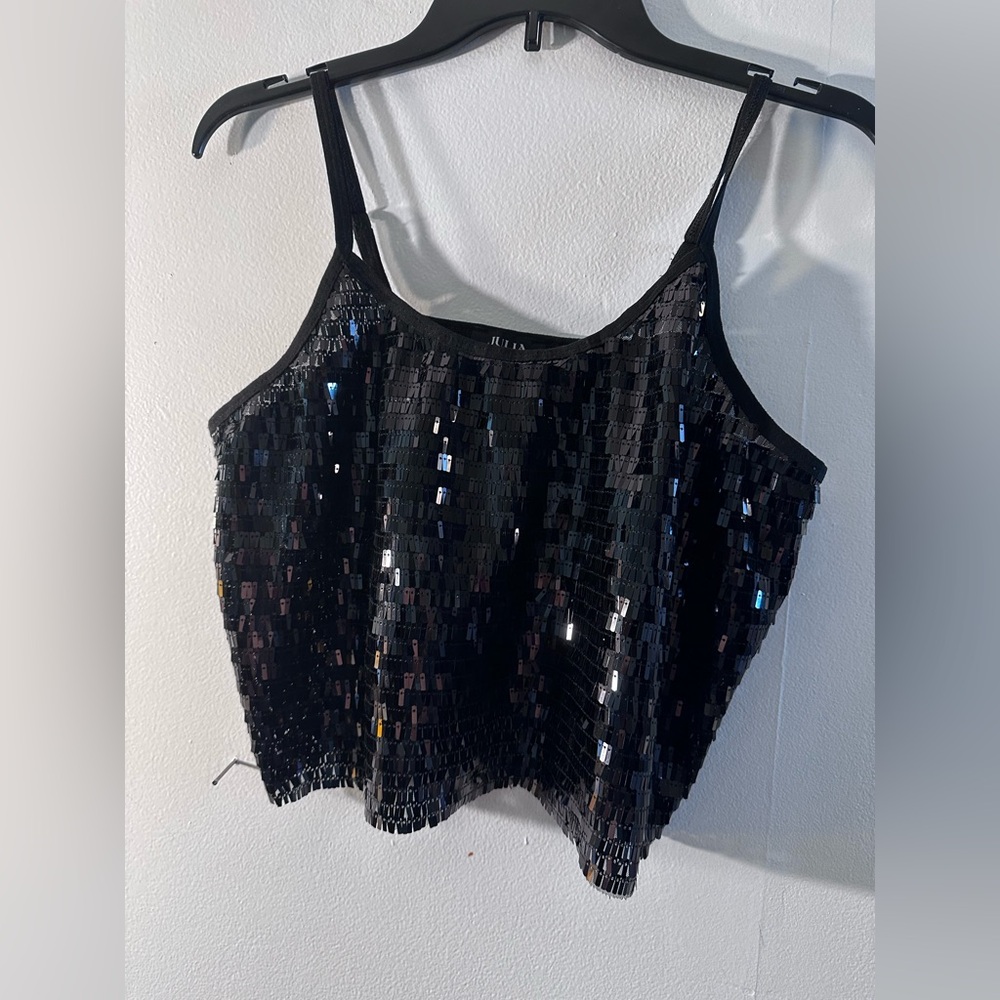 boohoo
Sequin Top size large Julia by love J